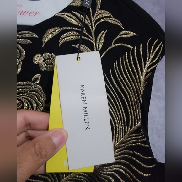 Karen Millen Size 12 STUNNING EMBROIDERED FLORAL PENCIL DRESS IN BLACK GOLD - Picture 4 of 6